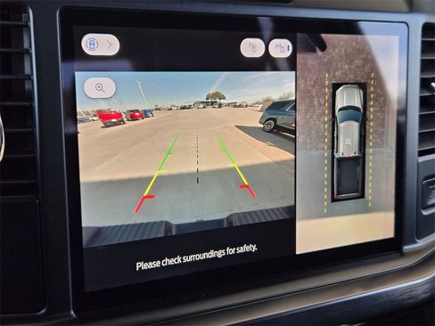 Used 2025 Ford F250 Lariat w/ Chrome Package image 37