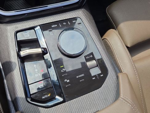 Certified 2025 BMW X3 xDrive30i w/ Convenience Package image 38