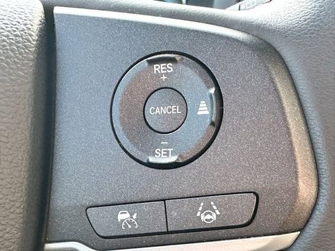 Used 2024 Honda Odyssey Sport image 11