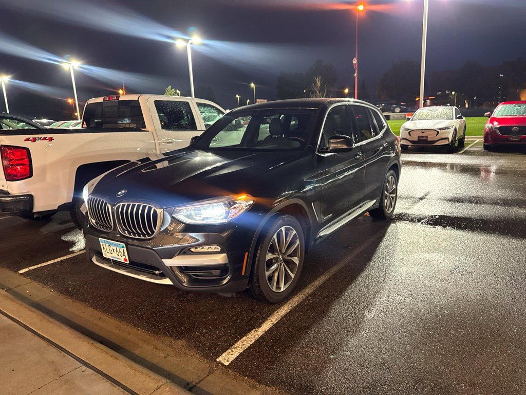 Used 2018 BMW X3 xDrive30i AWD/4WD image 3