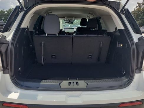 New 2026 Ford Explorer Active AWD/4WD image 10
