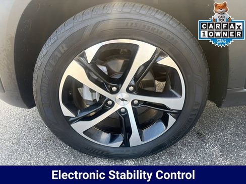 Used 2024 Chevrolet Trax RS FWD image 15