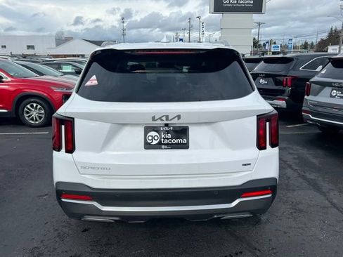 New 2026 Kia Sorento EX AWD/4WD image 8