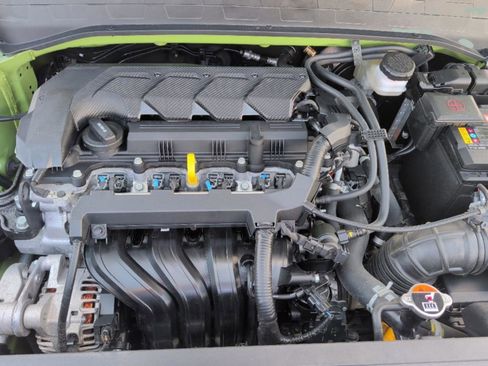 Used 2024 Hyundai Venue SEL FWD image 12