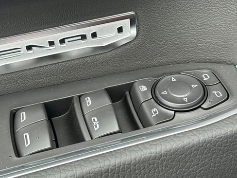 New 2026 GMC Sierra 1500 Denali w/ Denali Reserve Package image 12
