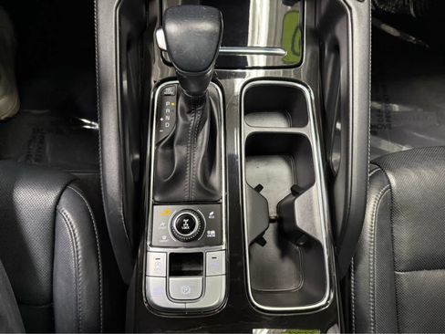 Used 2020 Kia Telluride EX w/ EX Premium Package image 24