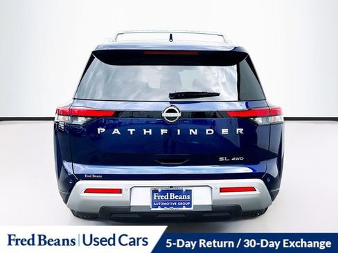 Used 2024 Nissan Pathfinder SL AWD/4WD image 6