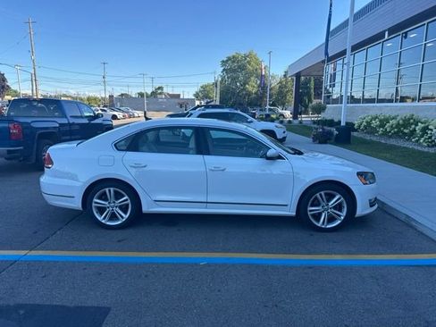 Used 2014 Volkswagen Passat TDI SEL Premium FWD image 4