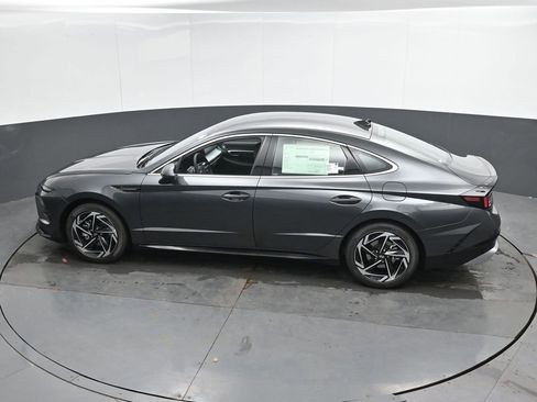 New 2026 Hyundai Sonata SEL FWD image 18