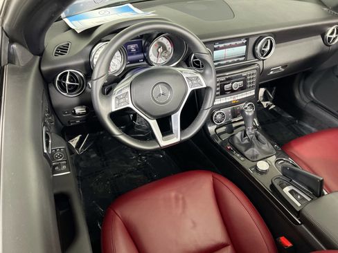 Used 2015 Mercedes-Benz SLK 350 image 20