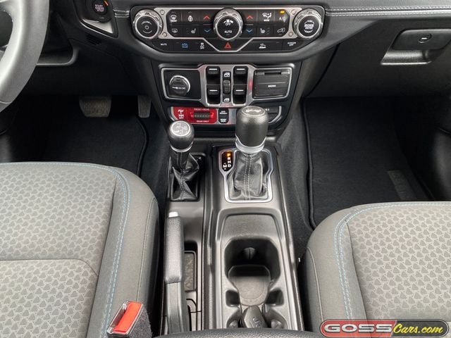 Certified 2024 Jeep Wrangler Unlimited Rubicon 4xe w/ Convenience Group AWD/4WD image 13