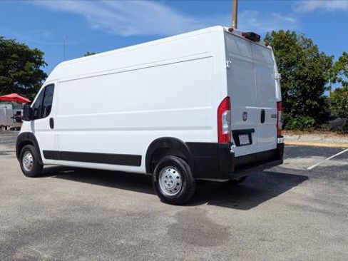 Used 2023 RAM ProMaster 2500 FWD image 6