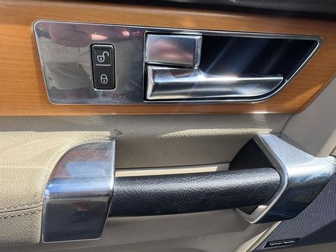 Used 2012 Land Rover LR4 AWD/4WD image 33