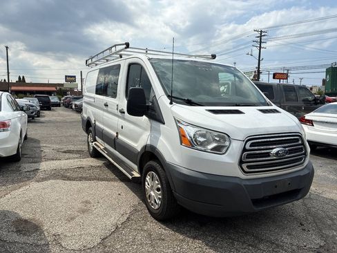 Used 2015 Ford Transit 250 130 Low Roof w/ Exterior Upgrade Package RWD image 3