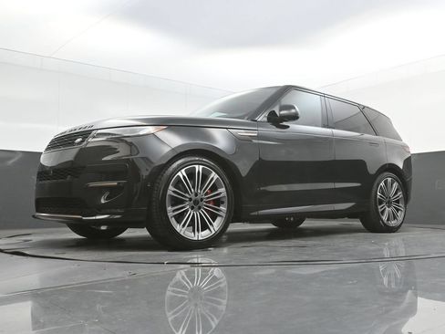 Used 2026 Land Rover Range Rover Sport Autobiography AWD/4WD image 38