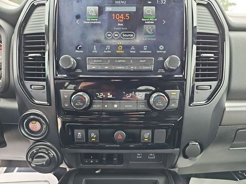 Used 2023 Nissan Titan PRO-4X image 28