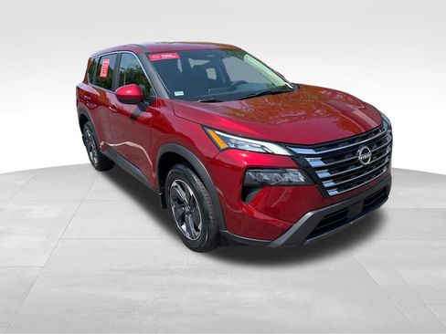 Used 2025 Nissan Rogue SV FWD image 8