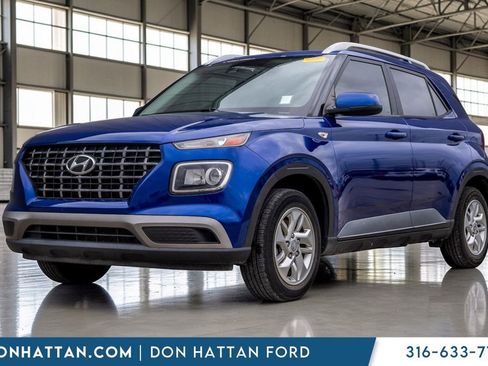 Used 2020 Hyundai Venue SEL image 1