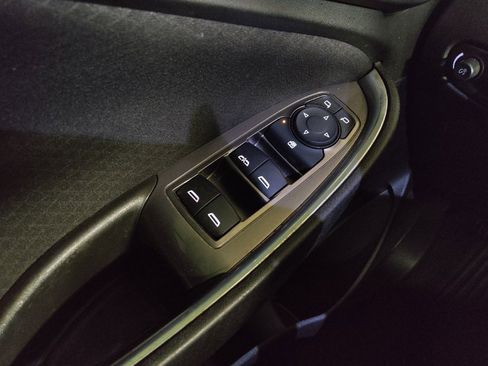 Used 2021 Chevrolet Malibu LT image 27