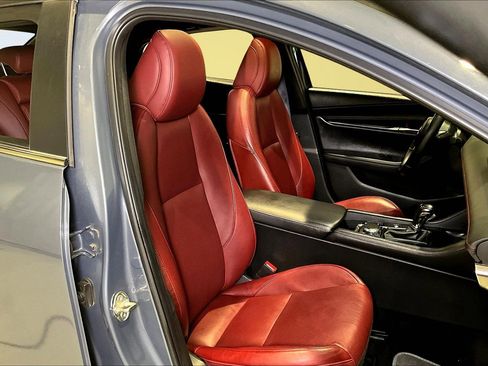 Used 2024 MAZDA MAZDA3 s image 28