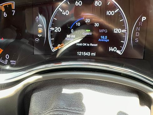 Used 2014 Jeep Grand Cherokee Overland w/ Advanced Technology Group AWD/4WD image 10