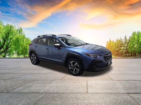 Used 2024 Subaru Crosstrek 2.0i Premium image 2