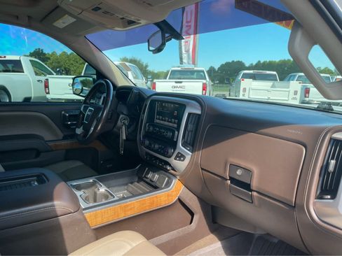 Used 2016 GMC Sierra 1500 SLT w/ SLT Premium Package AWD/4WD image 27
