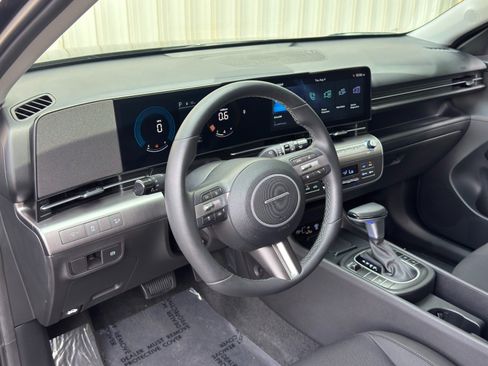 Used 2026 Hyundai Kona SEL Sport FWD image 12