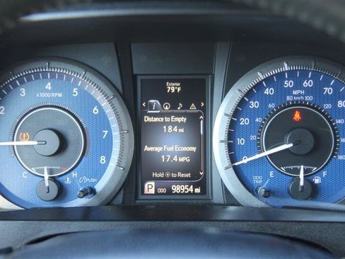 Used 2016 Toyota Sienna XLE w/ XLE Navigation Package FWD image 29