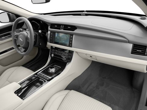 Used 2016 Jaguar XF Prestige image 70