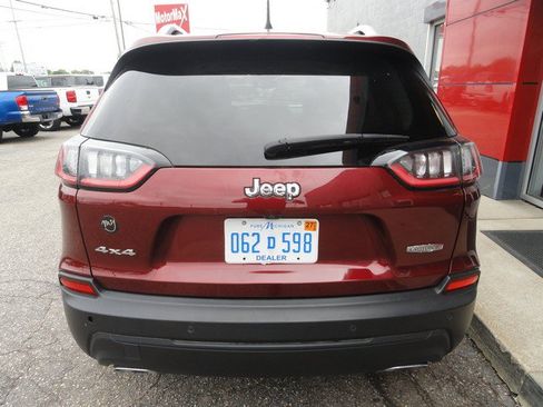 Used 2021 Jeep Cherokee Latitude Lux w/ Comfort/Convenience Group AWD/4WD image 7