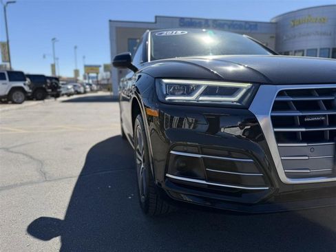 Used 2018 Audi Q5 Prestige image 9