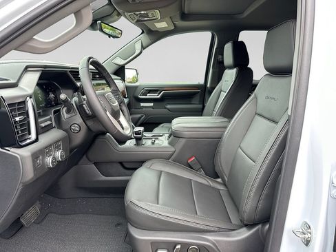 New 2026 GMC Sierra 1500 Denali AWD/4WD image 13