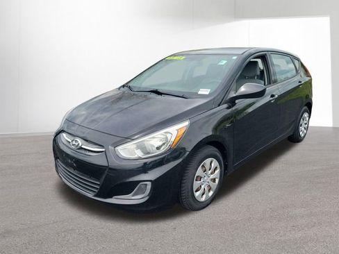 Used 2017 Hyundai Accent SE FWD image 11