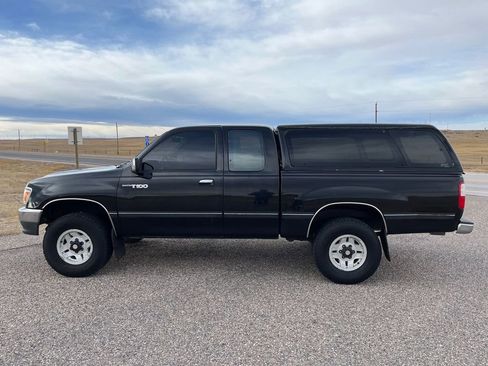 Used 1995 Toyota T100 SR5 image 2