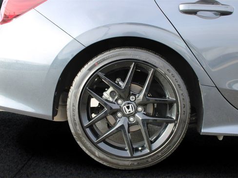 Used 2025 Honda Civic Sport image 22