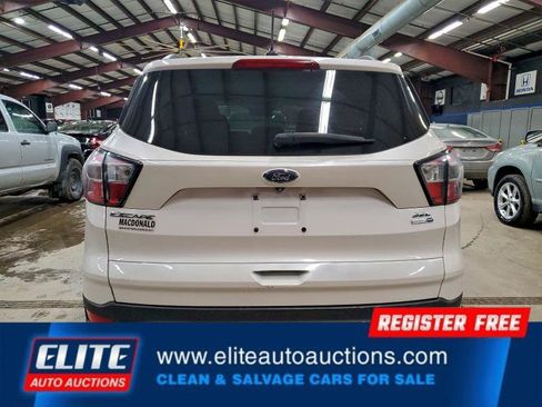 Used 2018 Ford Escape SEL image 11
