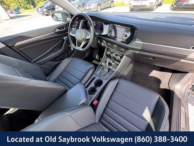 Certified 2024 Volkswagen Jetta SE FWD image 25
