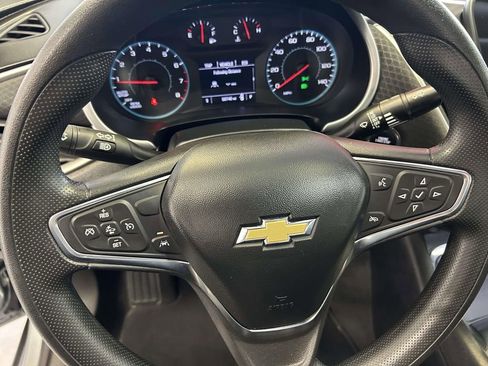 Used 2024 Chevrolet Malibu LT FWD image 19