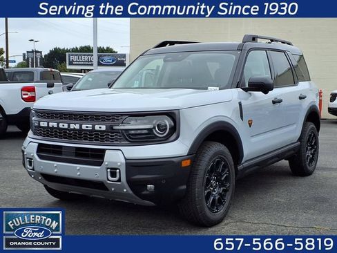 New 2026 Ford Bronco Sport Badlands AWD/4WD image 1