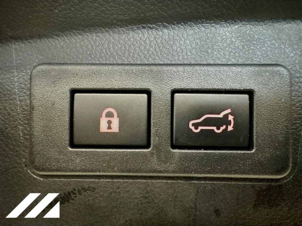 Used 2025 Subaru Outback Premium AWD/4WD image 27