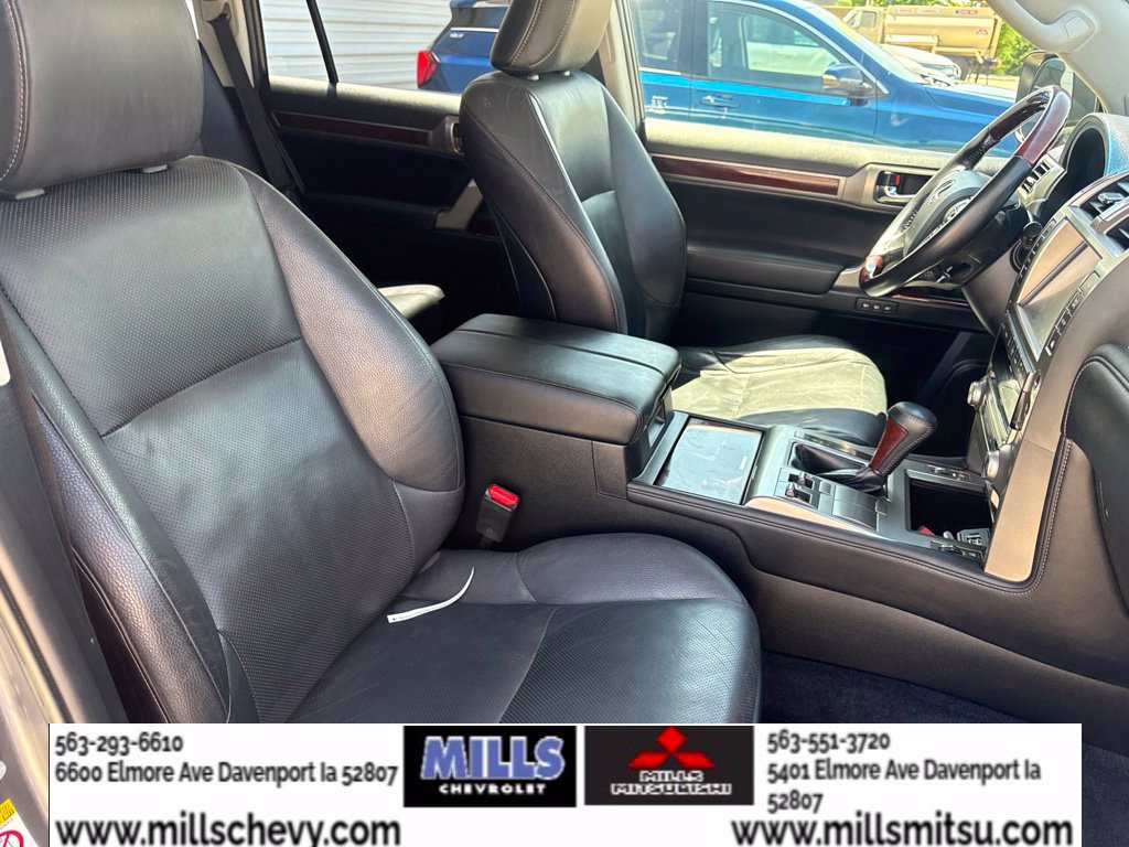 Used 2016 Lexus GX 460 w/ Premium Package AWD/4WD image 24