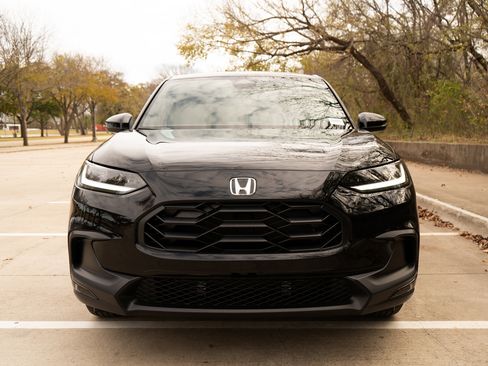 Certified 2026 Honda HR-V Sport image 3