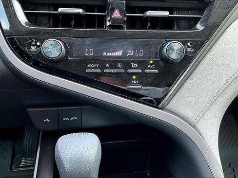 Used 2023 Toyota Camry LE image 15