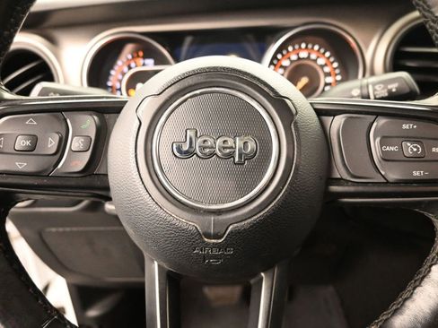 Used 2020 Jeep Gladiator Sport w/ Quick Order Package 24S image 17