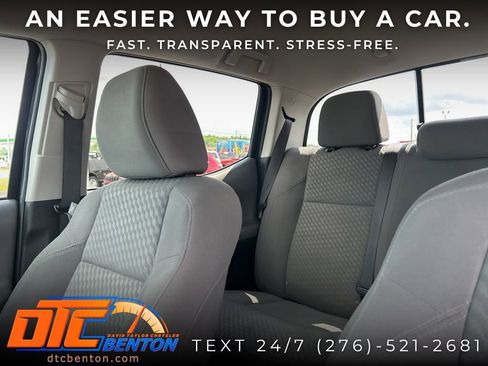 Used 2022 Toyota Tacoma SR5 w/ Technology Package RWD image 11