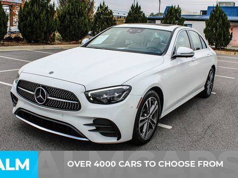 Used 2021 Mercedes-Benz E 350 4MATIC Sedan image 3