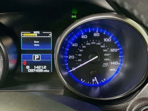 Used 2017 Subaru Outback 2.5i Limited image 14