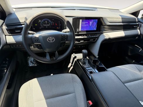 Used 2026 Toyota Camry LE FWD image 15