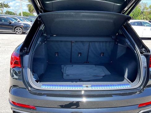 Certified 2025 Audi Q3 2.0T Premium Plus w/ Premium Plus Package AWD/4WD image 15